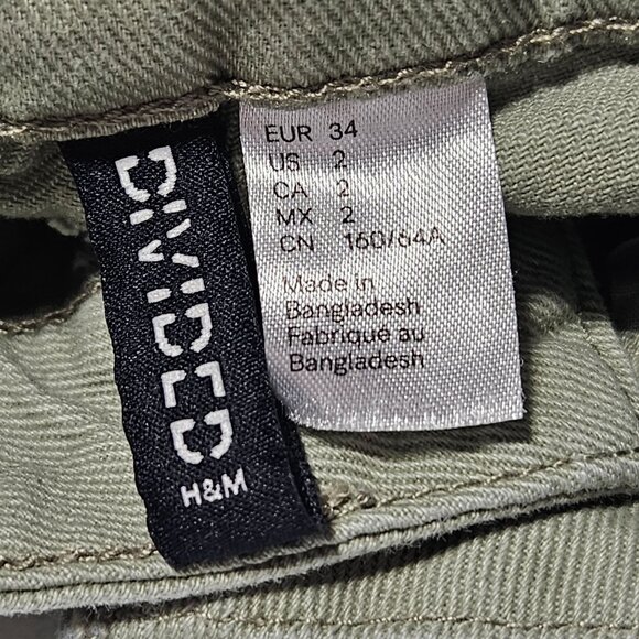 H&M Divided Jean Shorts Womens Size 2 High Waist Green Denim Cuffed - Picture 3 of 4